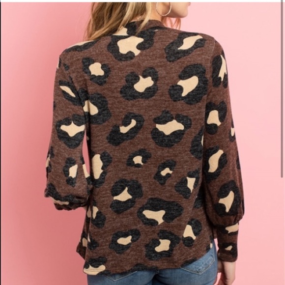 Brown leopard print top - Picture 2 of 2